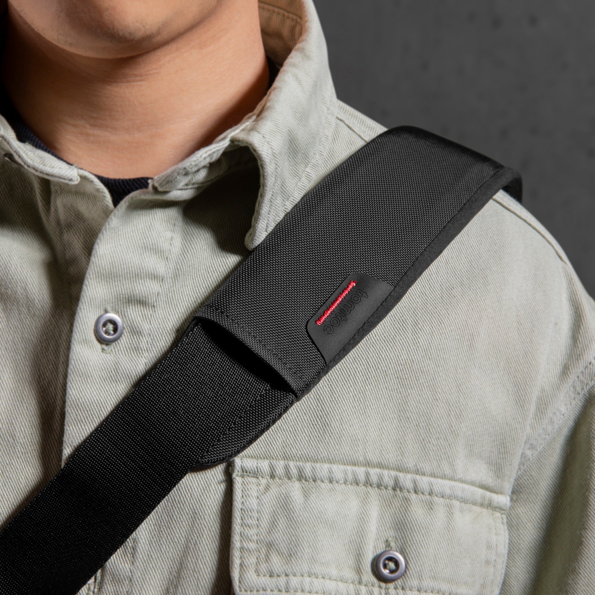 Explorer-T21 斜孭袋 M