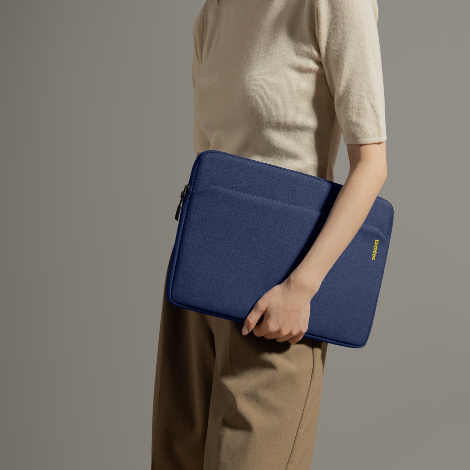 Light-A18電腦袋保護袋 適用於13吋 MacBook Air/Pro