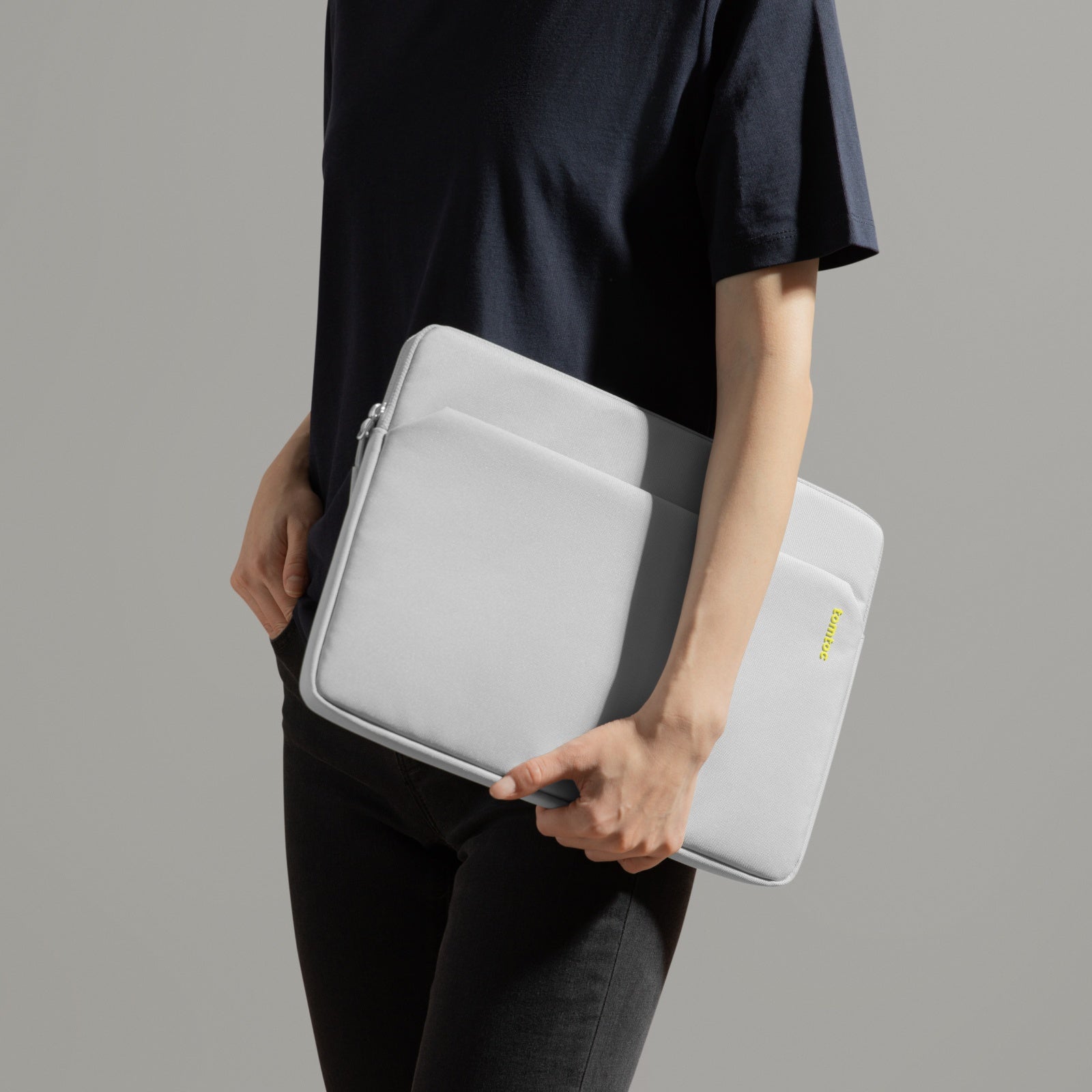 Light-A18電腦袋保護袋 適用於14吋MacBook Pro