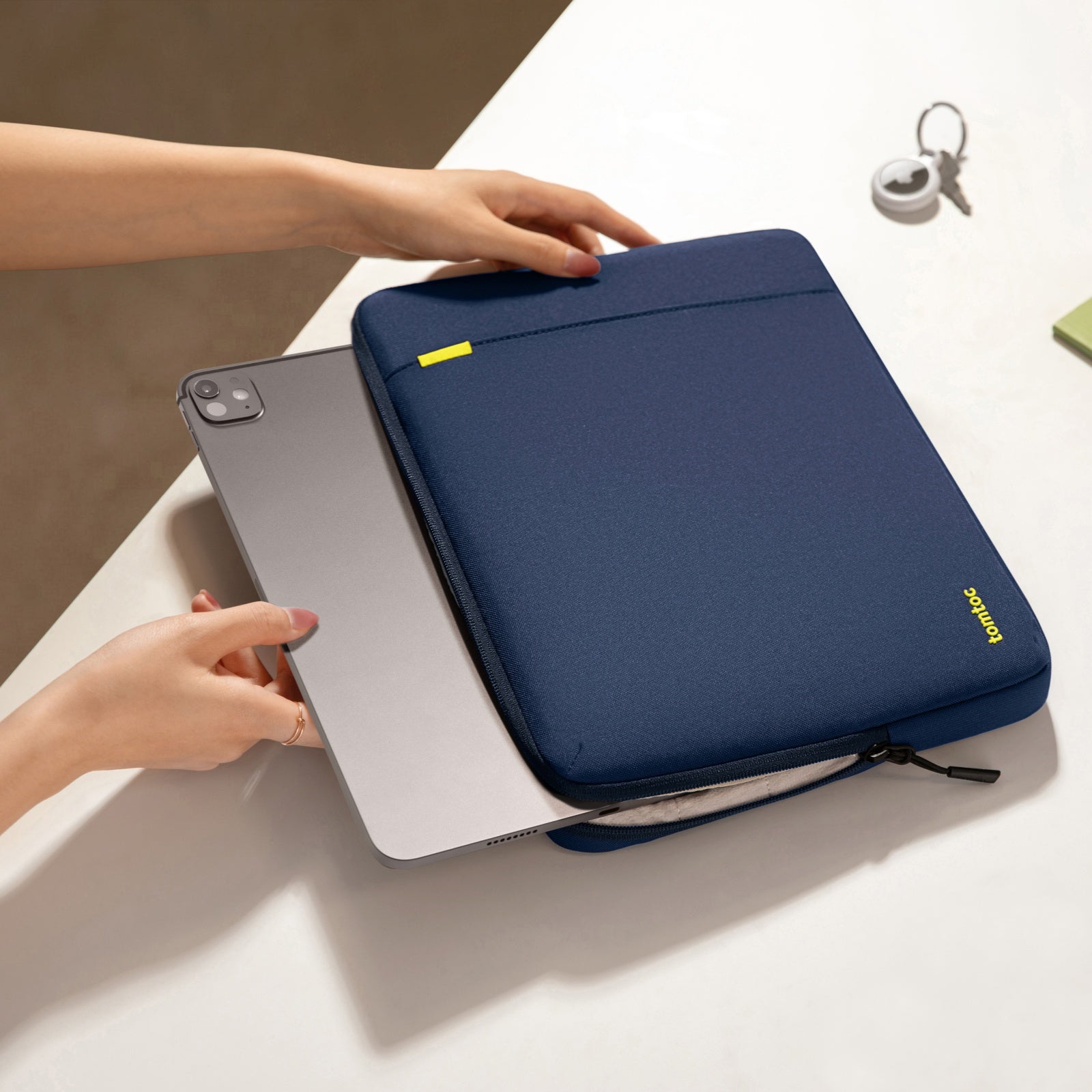 Defender-B13 平板電腦保護袋 適用於 13 吋 iPad Air/Pro