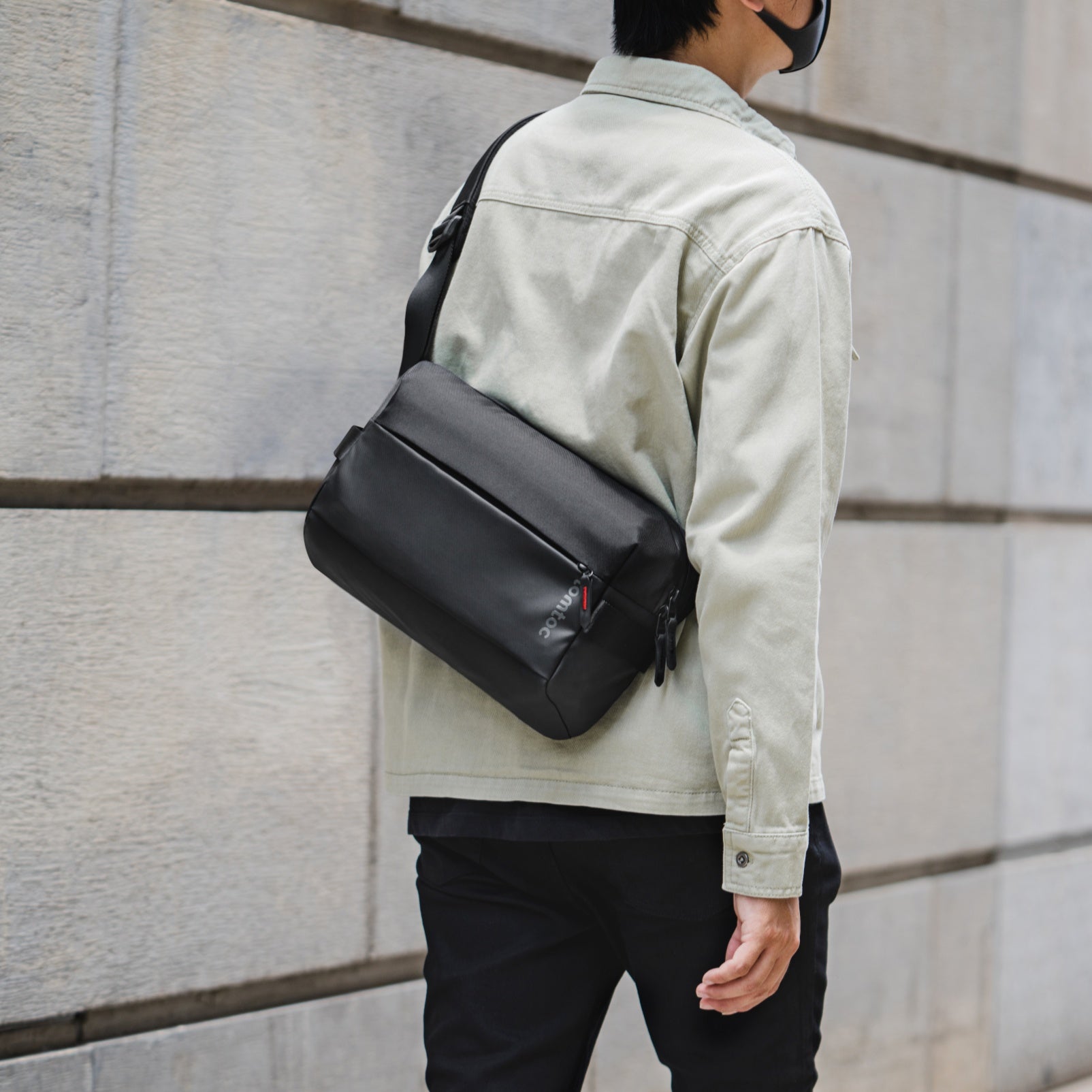 Explorer-T21 斜孭袋 M