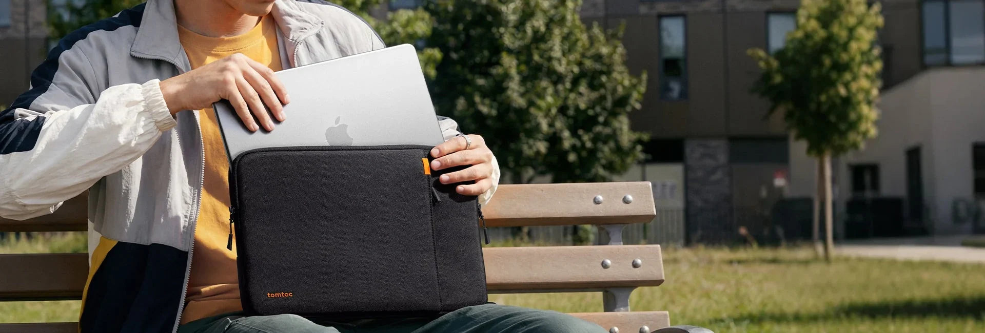 13" MacBook Neo
