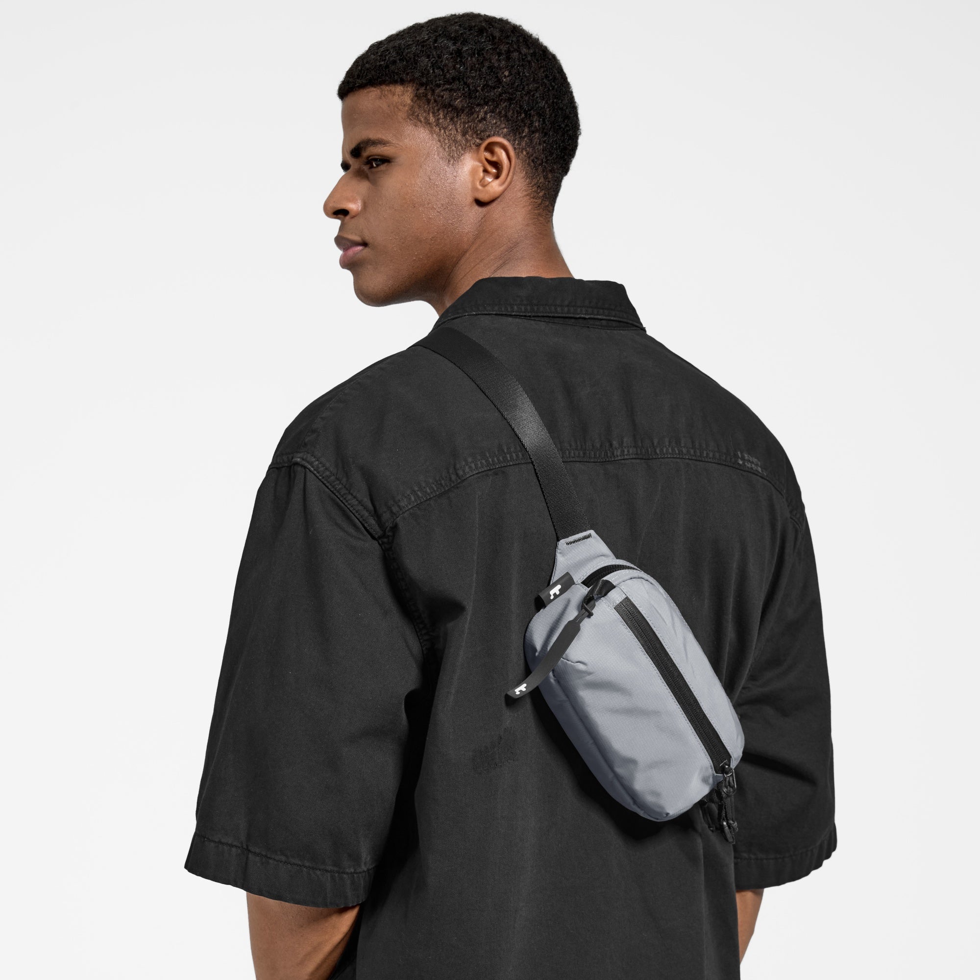 Aviator-T33 飛行家輕量斜孭袋1.5L