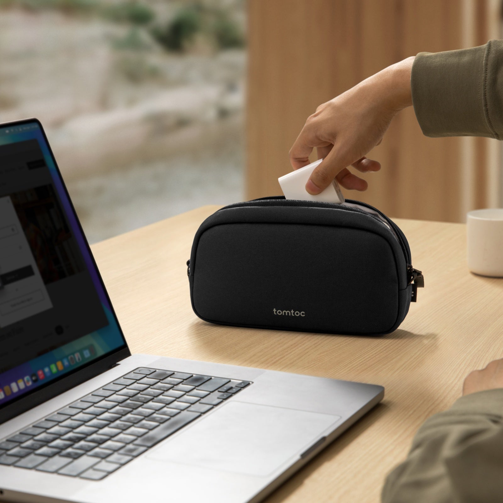 Light-T12 電子配件收納袋 S