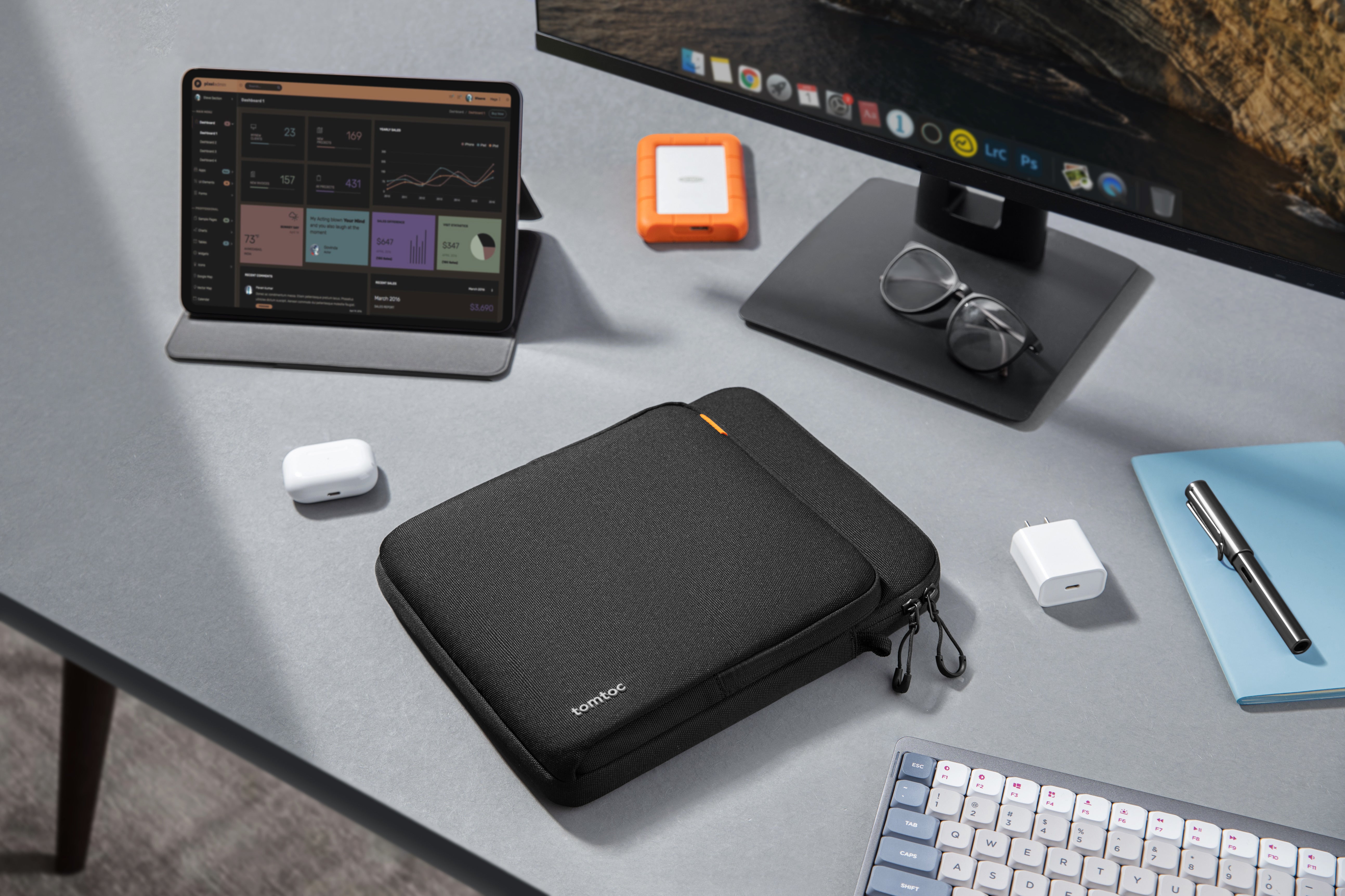 tomtoc Defender-ACE B03 Tablet Shoulder Bag 11吋 Black B03A1D1