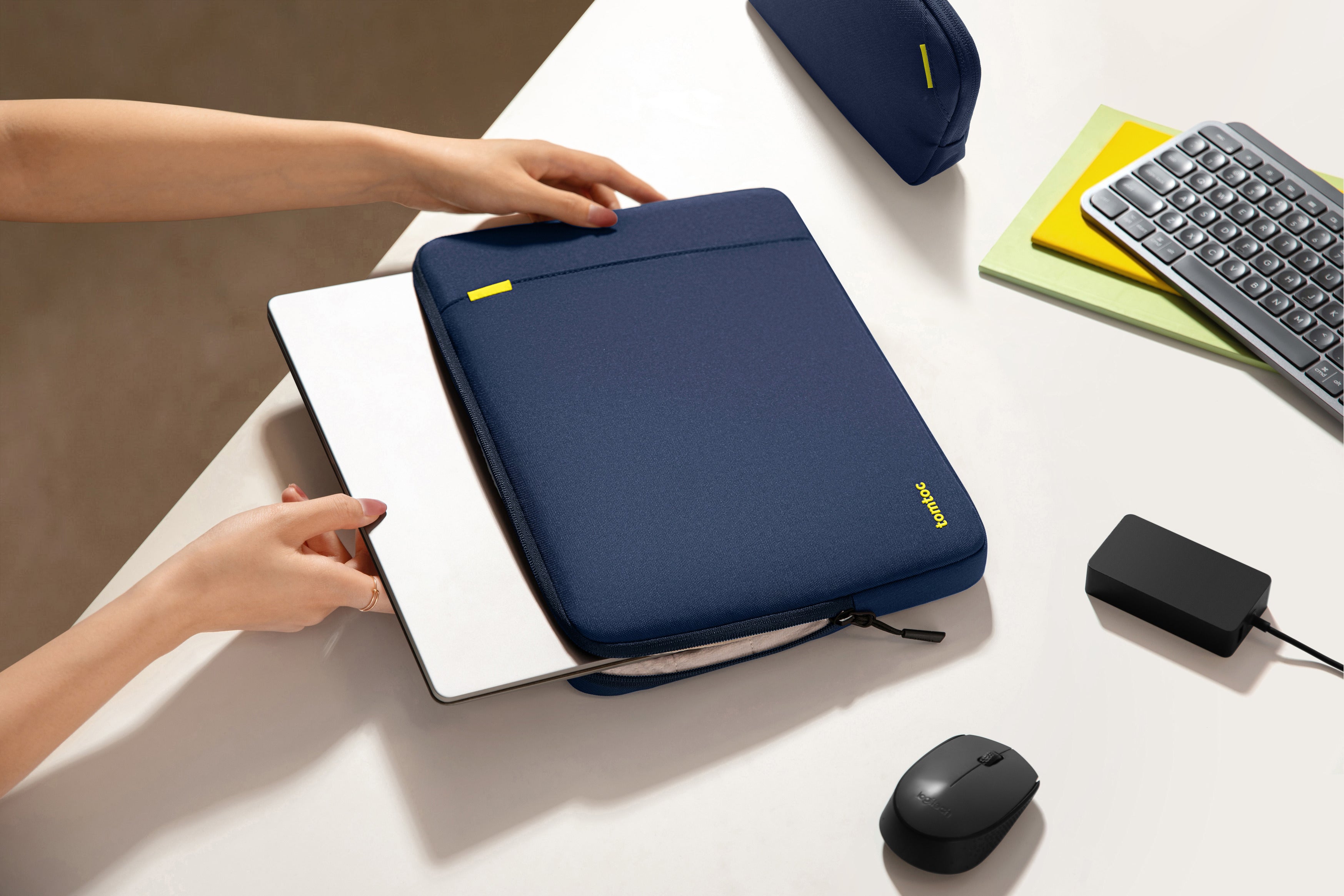 tomtoc Defemder-A13 Laptop Sleeve Kit 16吋