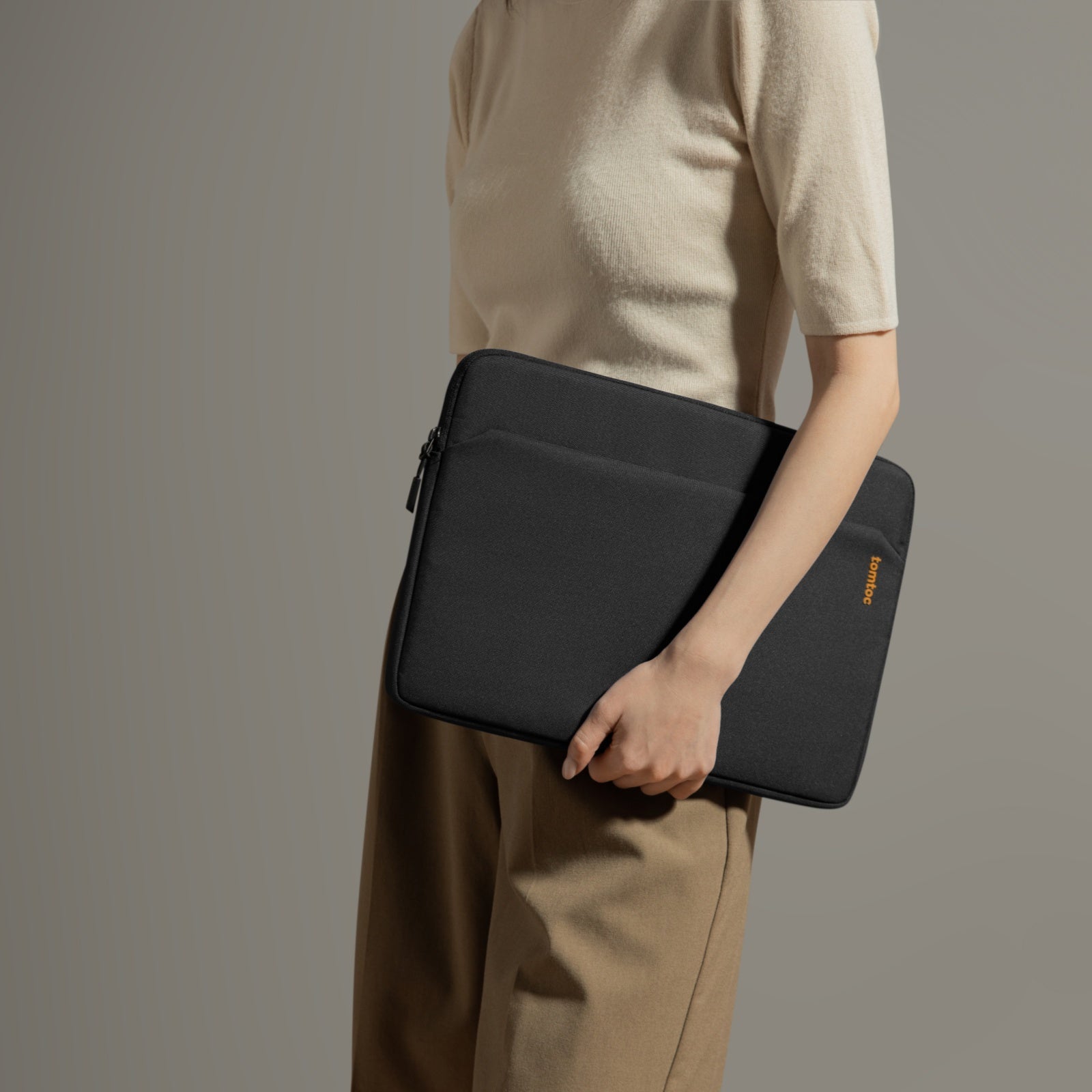 Light-A18電腦袋保護袋 適用於13吋 MacBook Air/Pro