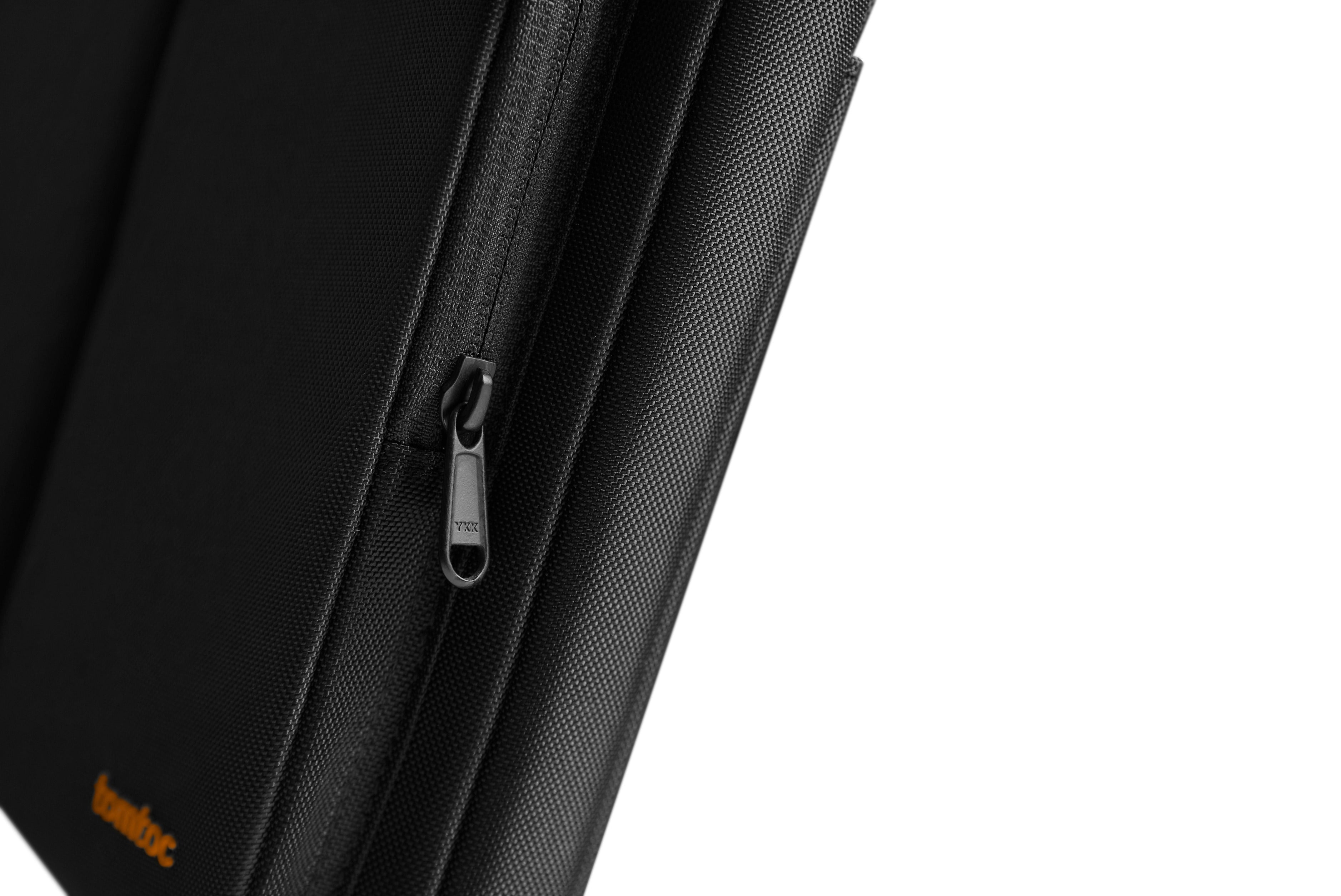 tomtoc Defender-A42 筆記型電腦肩背包（適用於 16 吋 MacBook Pro）(A42F2D1)