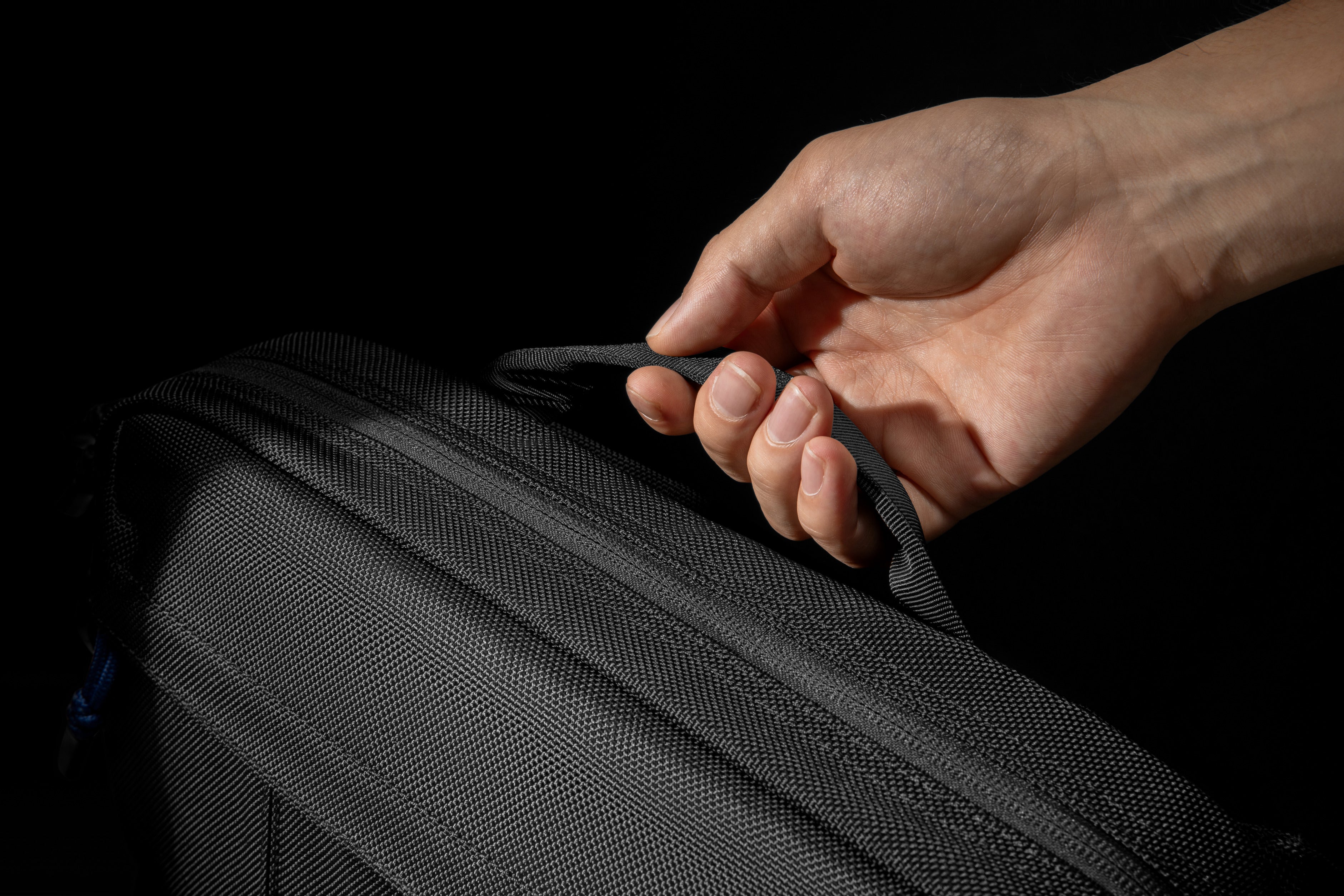 tomtoc Wander-T26 循跡探索斜背包 Steam Deak/5.5L 曜石黑 T26S1D1