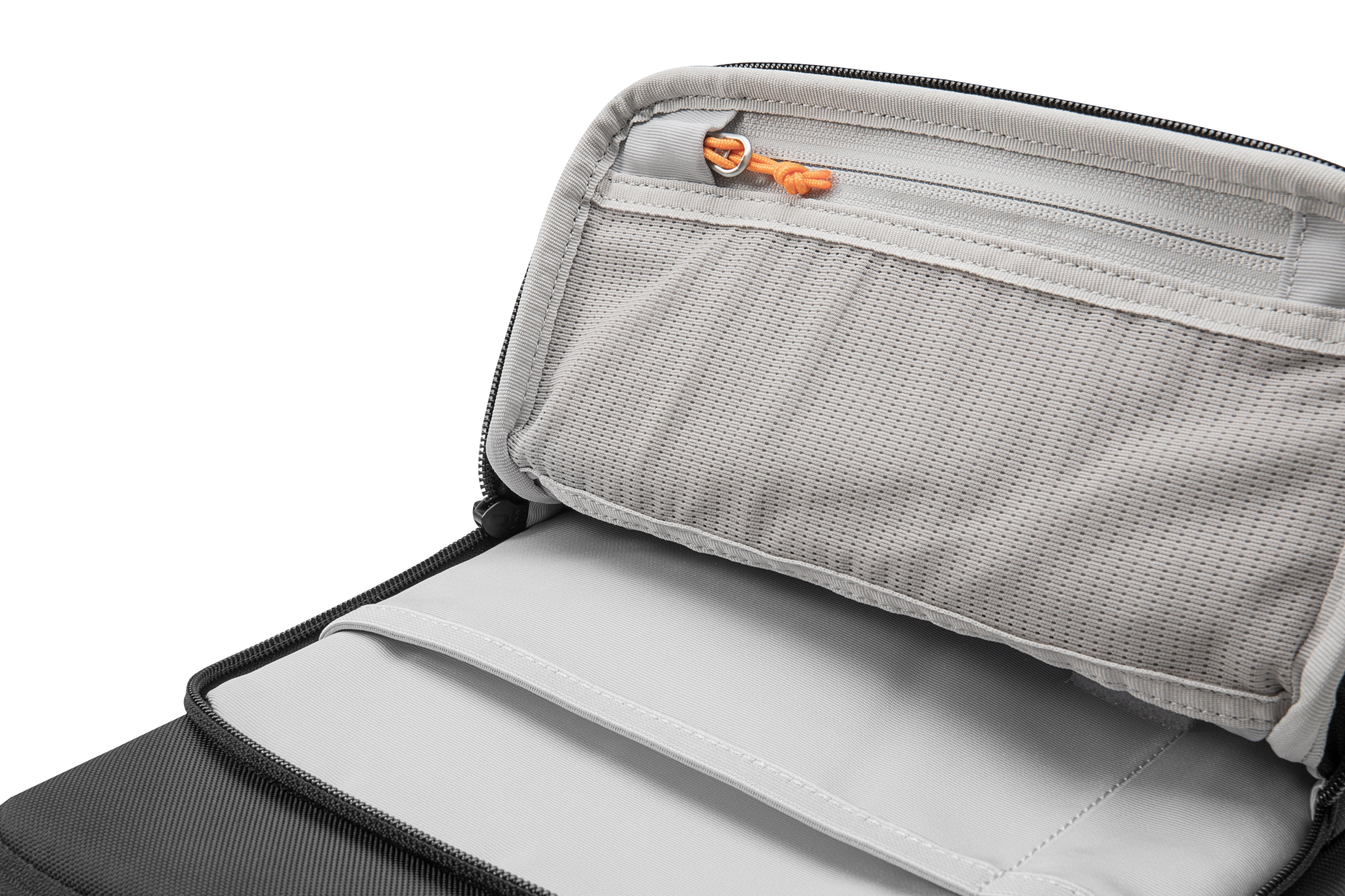 tomtoc DefenderACE-B03 Tablet Shoulder Bag 12.9吋 Black B03B1D1