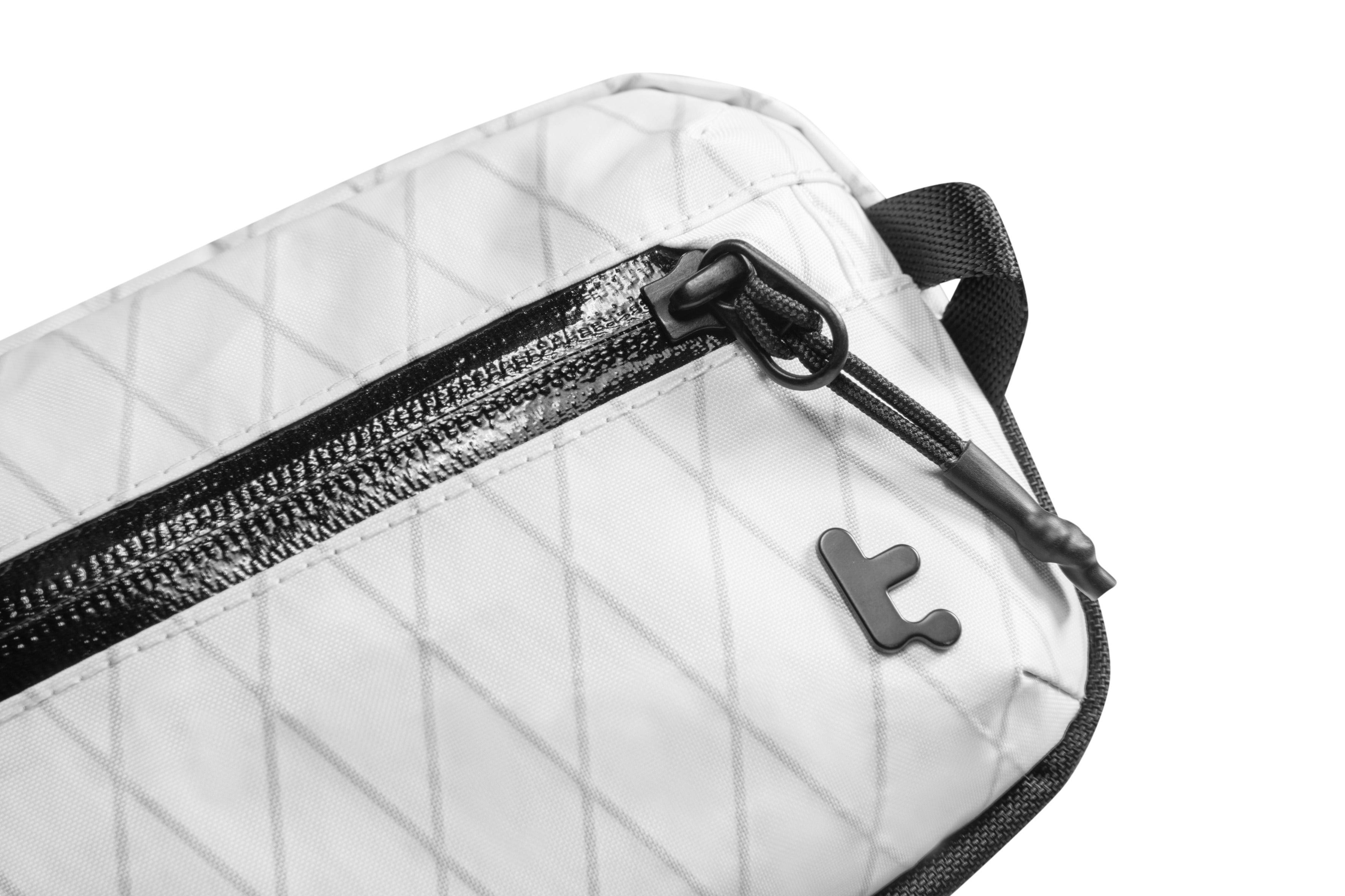 tomtoc Aviator-T35 Chest Bag 2.5L (Black, Khaki, White, Green, Mulberry)