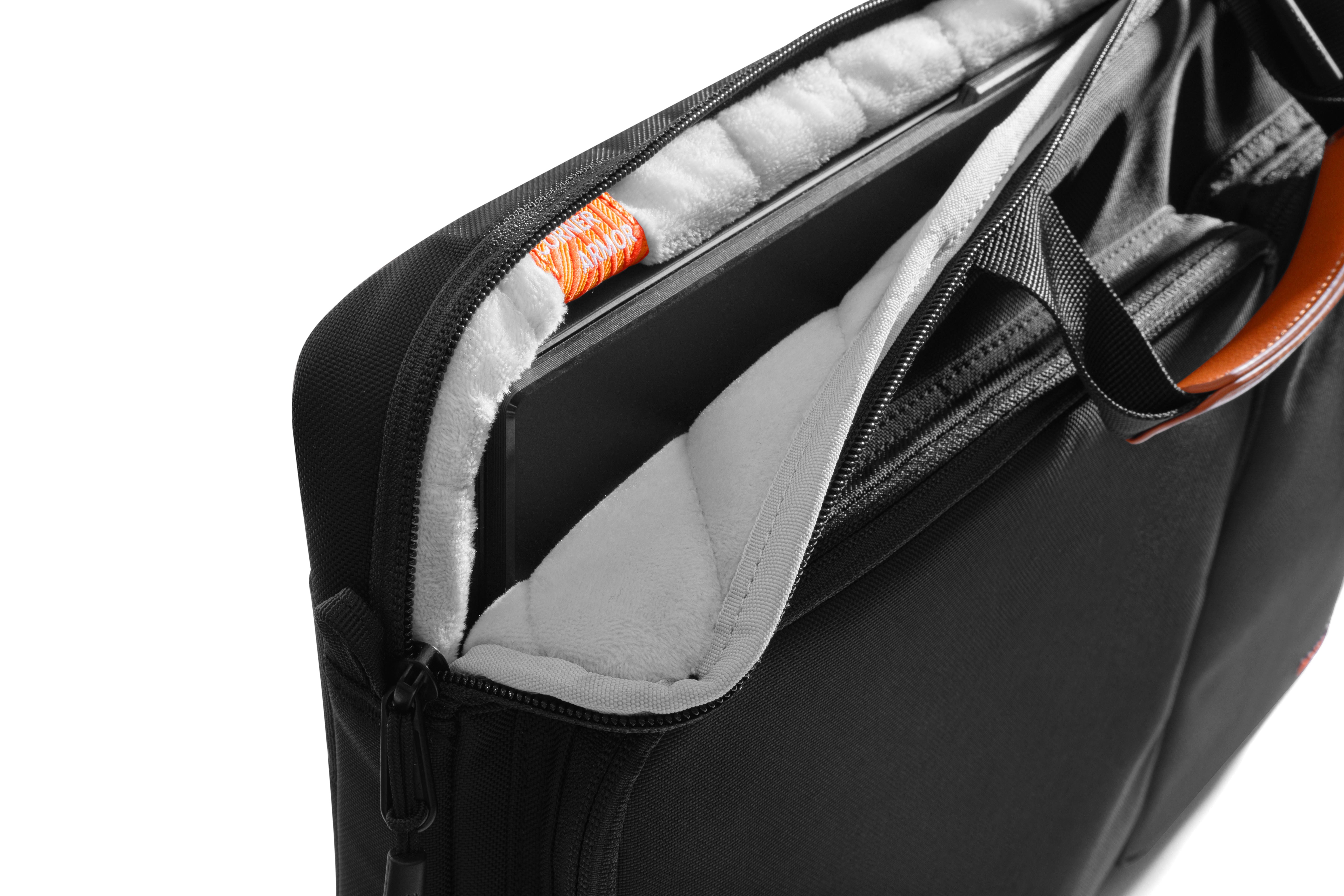 tomtoc Defender-A42 筆記型電腦單肩包 適用於 17.3 吋筆記型電腦 黑色(A42G1D1)