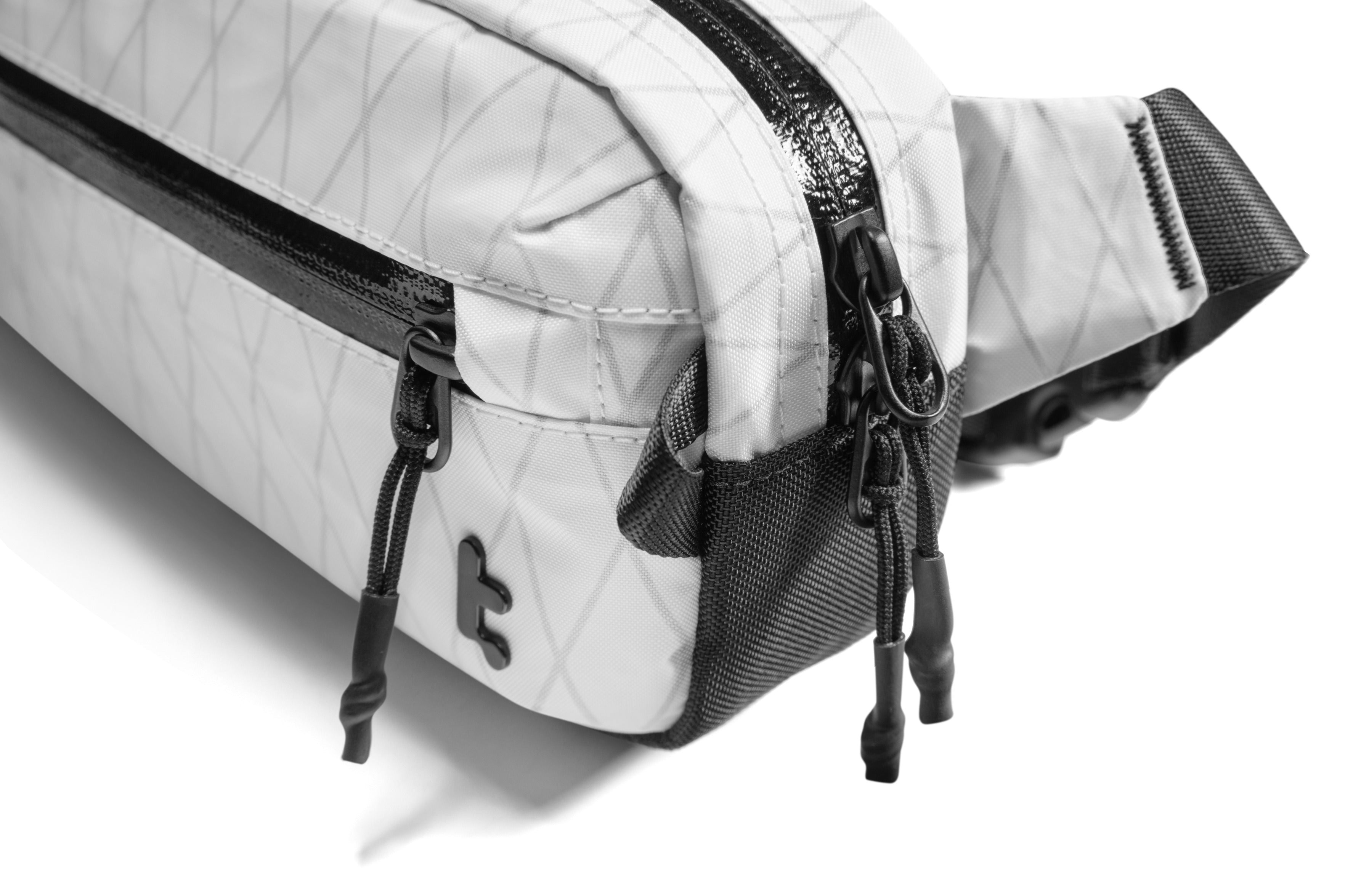tomtoc Aviator-T35 Chest Bag 3.5L (Black,Khaki,White,Green,Mulberry)