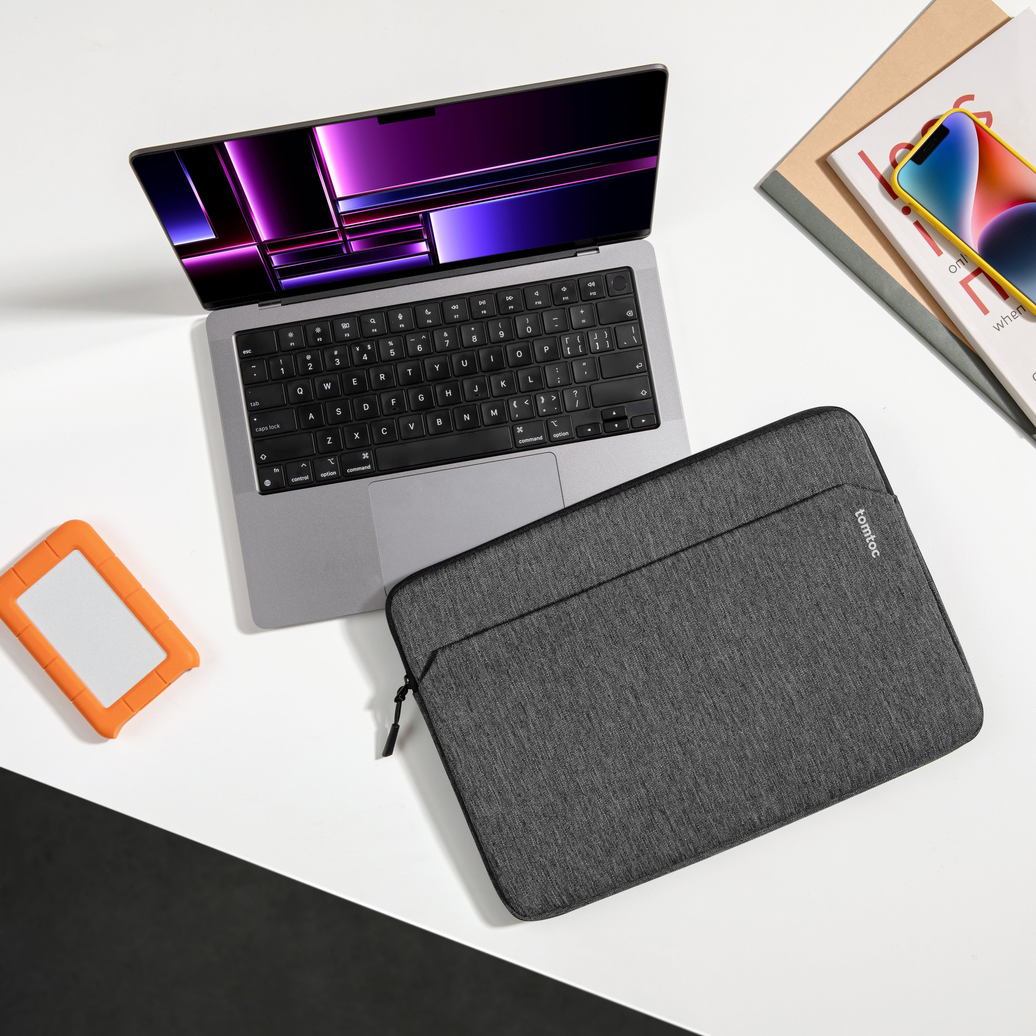 tomtoc Light-A18 筆記型電腦保護套（適用於 14 吋 MacBook Pro)