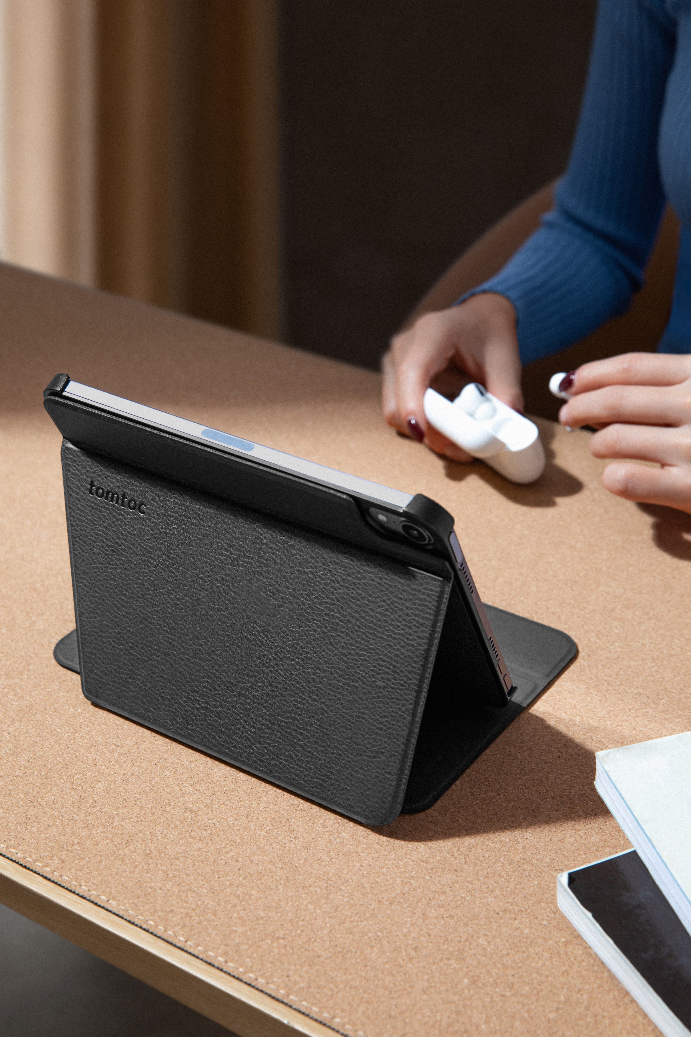 tomtoc Inspire-B55 iPad Tri-Mode Case 8.3吋 Black B55A4D1