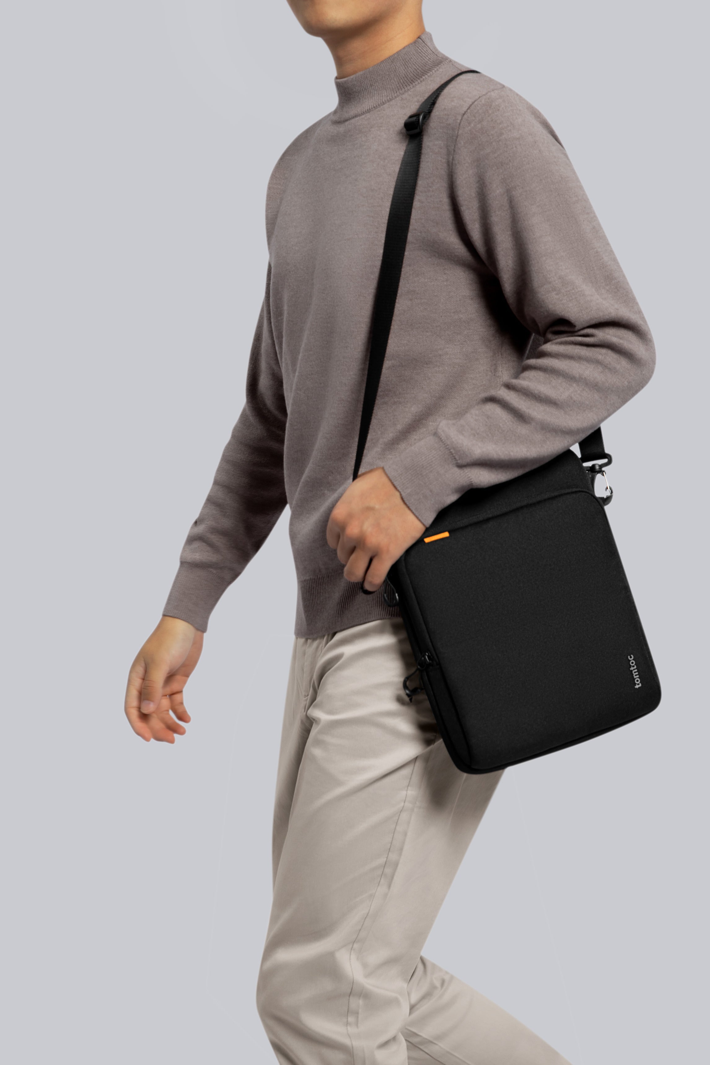 tomtoc Defender-ACE B03 Tablet Shoulder Bag 11吋 Black B03A1D1