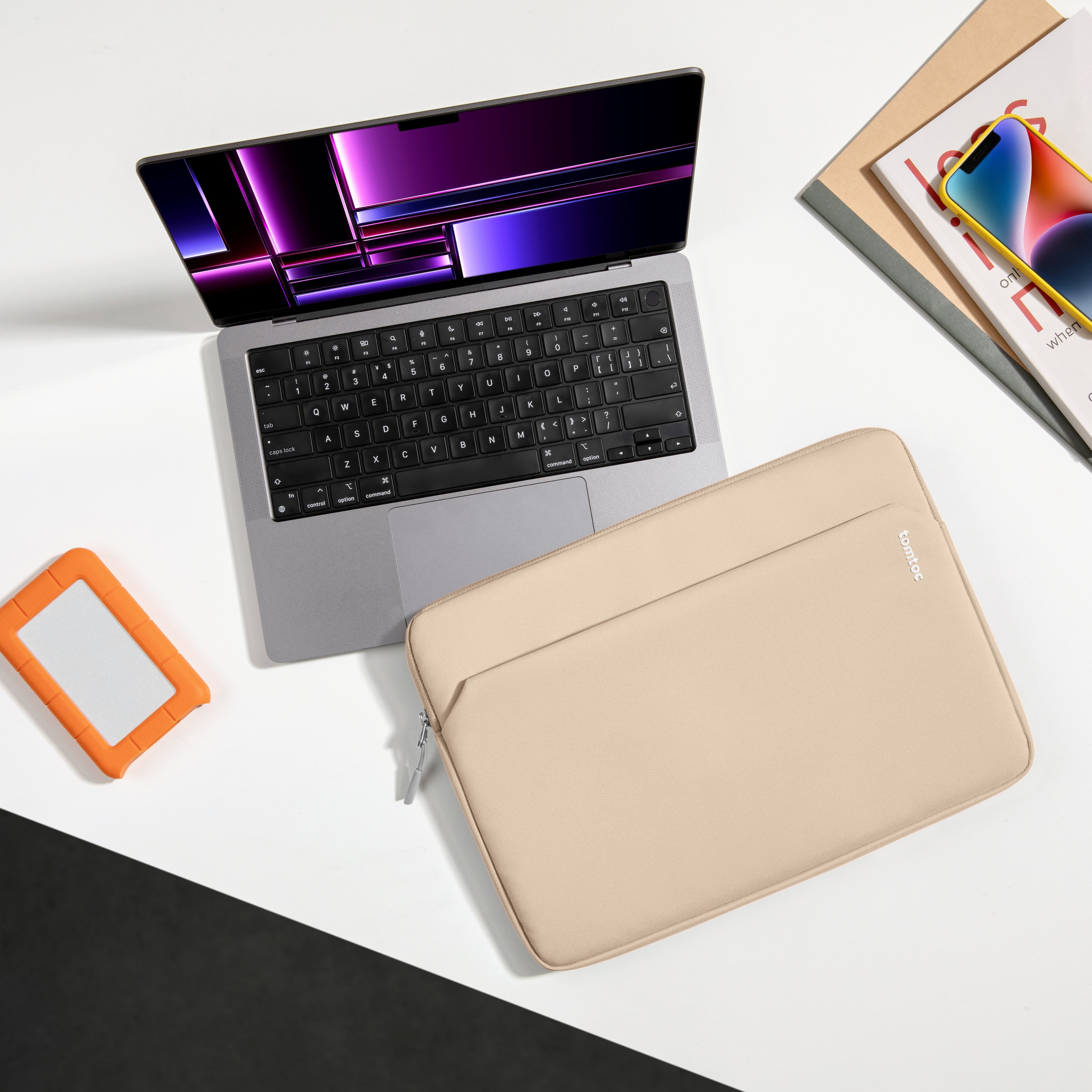 tomtoc Light-A18 筆記型電腦保護套（適用於 14 吋 MacBook Pro)