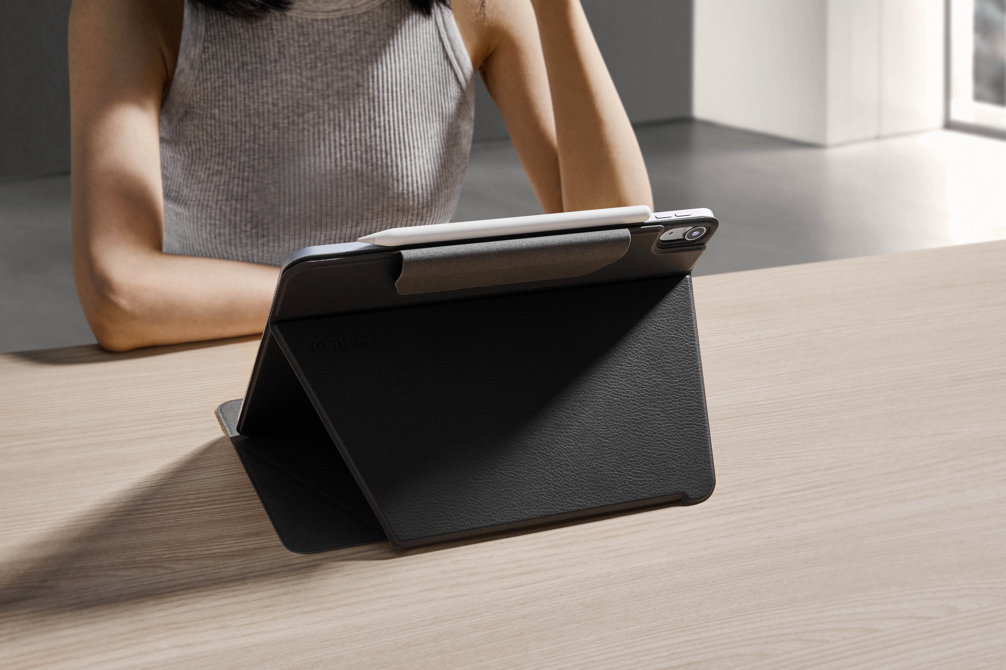 tomtoc Inspire-B52 iPad Air 4-Mode Folio 11吋